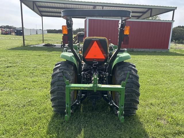 Image of John Deere 3025E equipment image 3