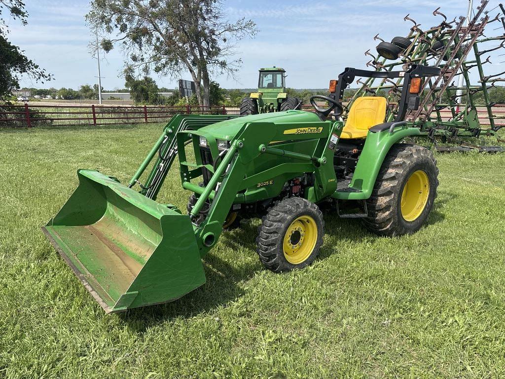 Image of John Deere 3025E Primary image