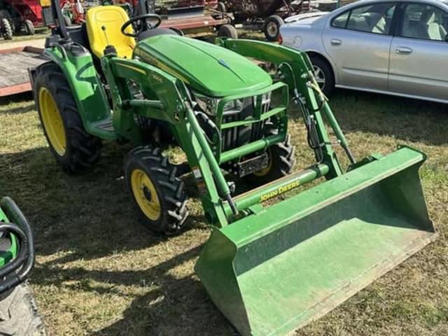 Image of John Deere 3025E equipment image 1
