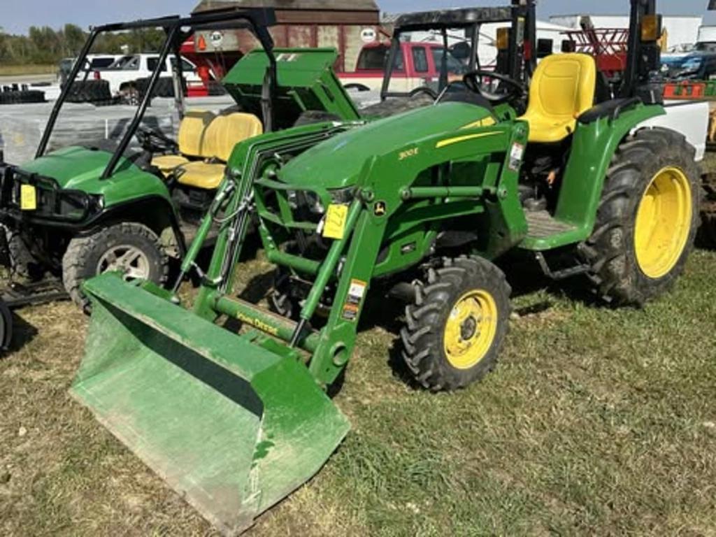 Image of John Deere 3025E Primary image