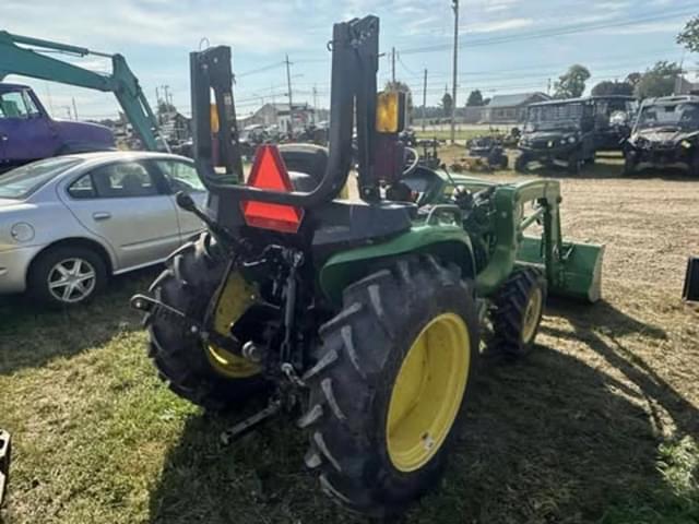 Image of John Deere 3025E equipment image 2