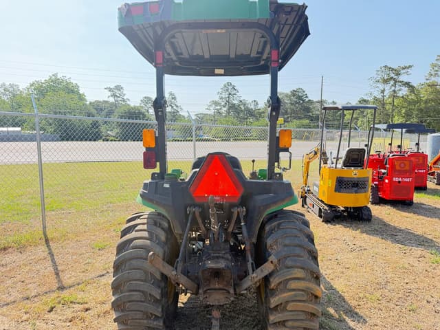 Image of John Deere 3025E equipment image 4