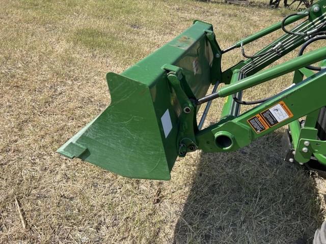 Image of John Deere 3025E equipment image 2