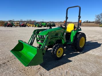 Main image John Deere 3025E