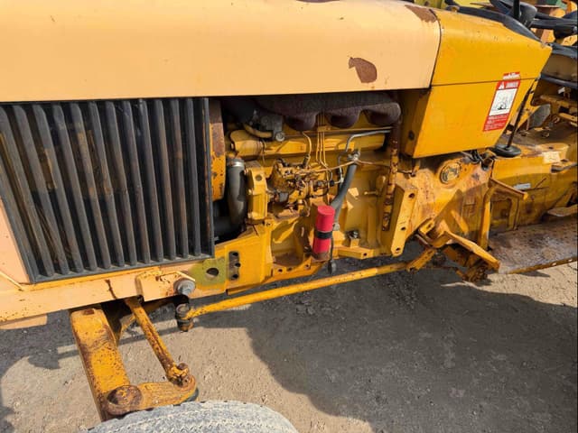 Image of John Deere 302A equipment image 4