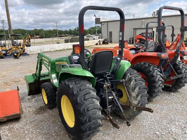Image of John Deere 3032E equipment image 3
