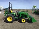 John Deere 3032E Image