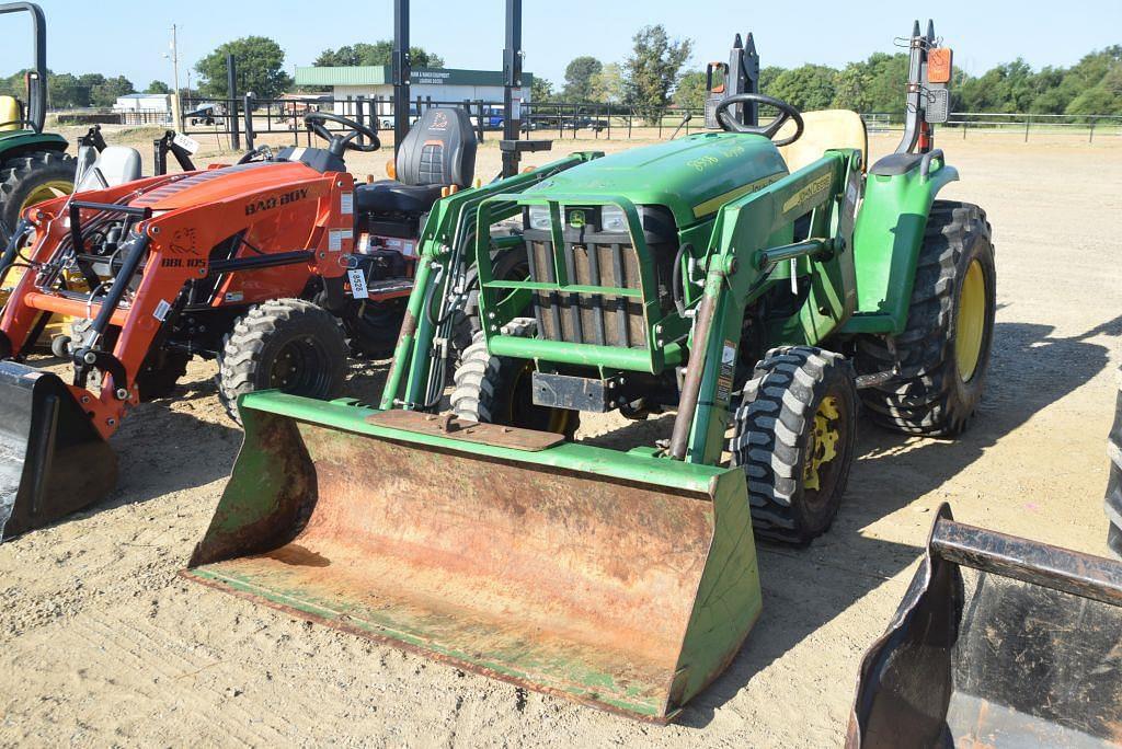 Image of John Deere 3032E Primary image