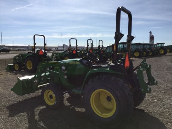 Image of John Deere 3032E equipment image 1