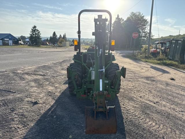 Image of John Deere 3032E equipment image 3
