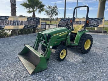 Main image John Deere 3032E