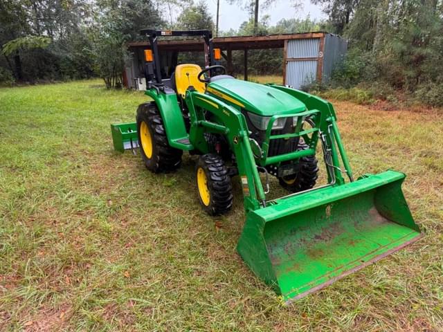Image of John Deere 3032E equipment image 3