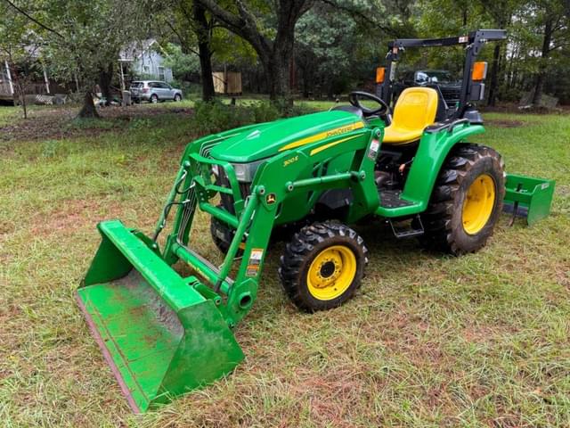 Image of John Deere 3032E equipment image 1