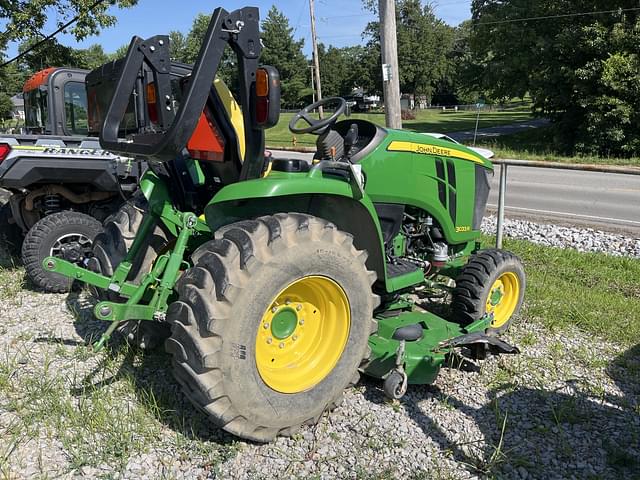 Image of John Deere 3033R equipment image 2