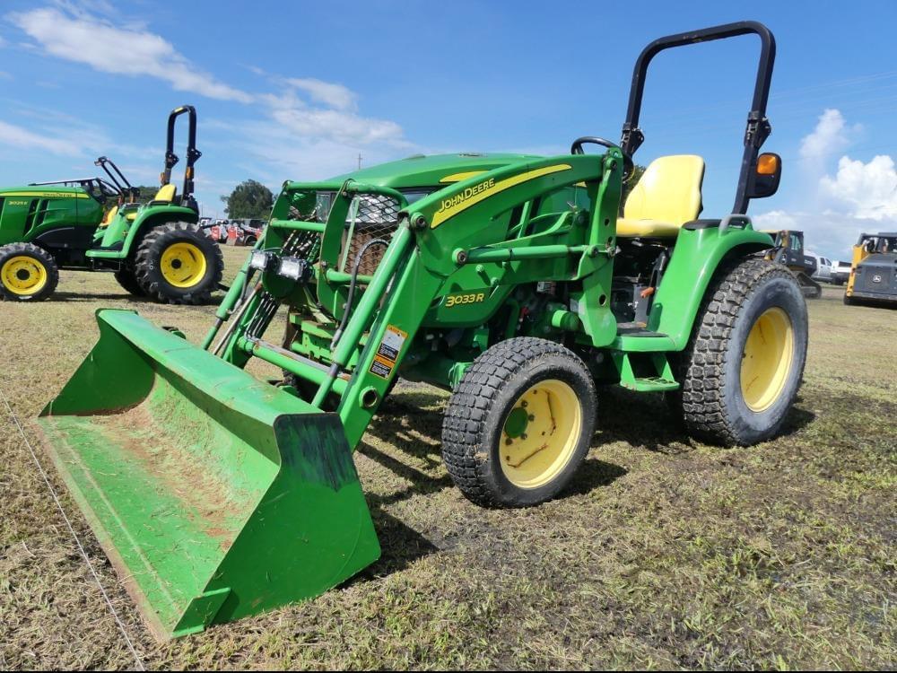 Image of John Deere 3033R Primary image