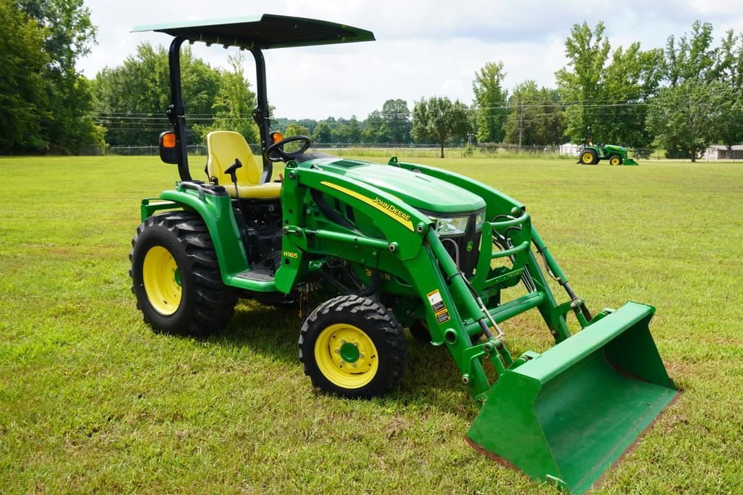 Image of John Deere 3033R Primary image