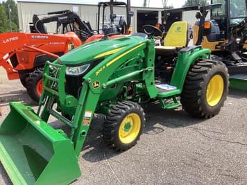 Main image John Deere 3033R