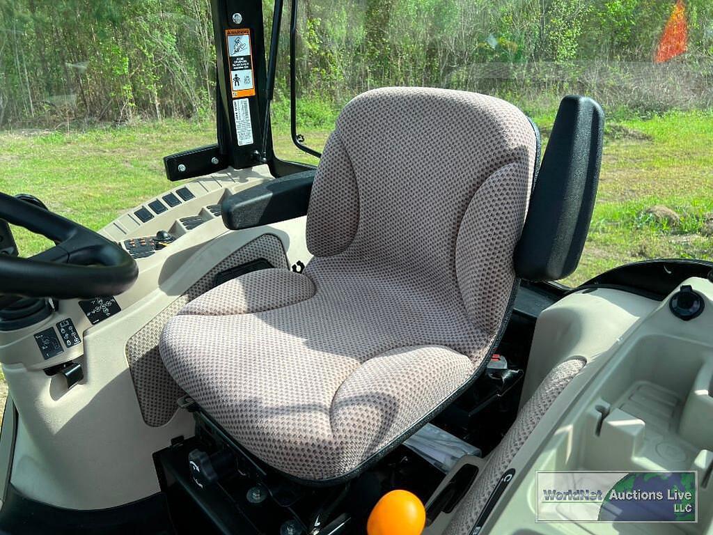 Main image John Deere 3033R 16