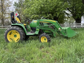 Main image John Deere 3033R