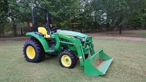 John Deere 3035D Image