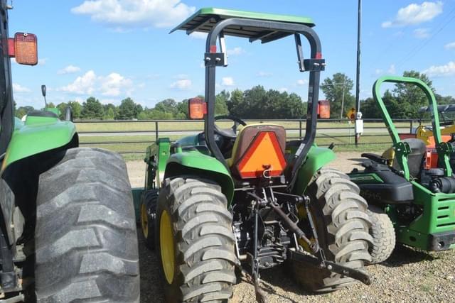 Image of John Deere 3038E equipment image 1