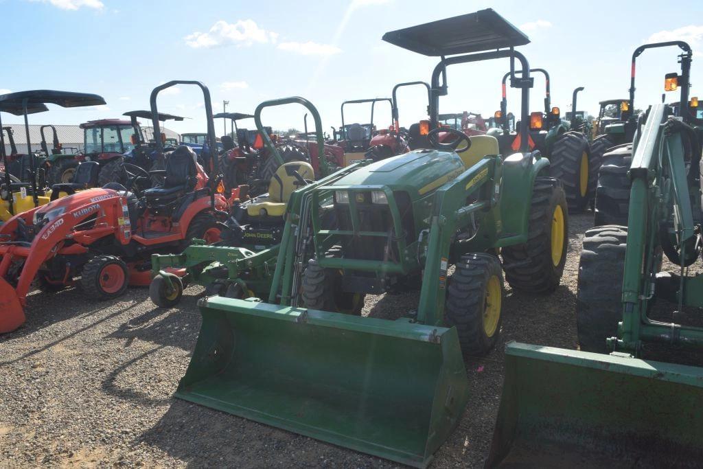 Image of John Deere 3038E Primary image