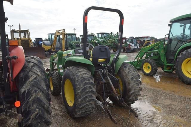 Image of John Deere 3038E equipment image 1