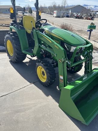 Image of John Deere 3038E equipment image 3