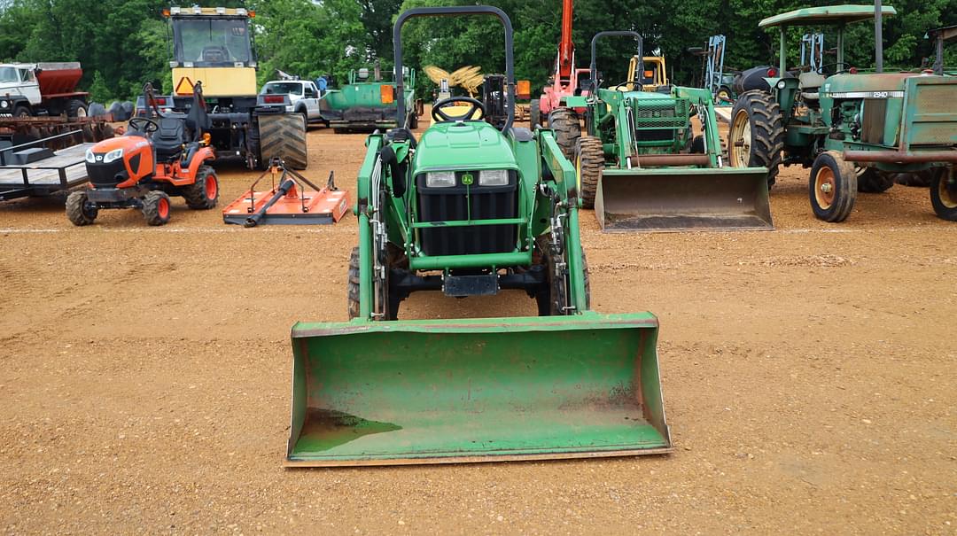 Image of John Deere 3038E Primary image