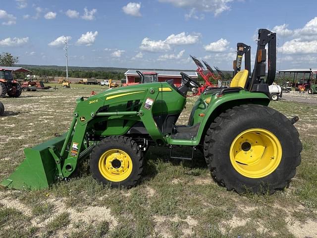 Image of John Deere 3038E equipment image 1