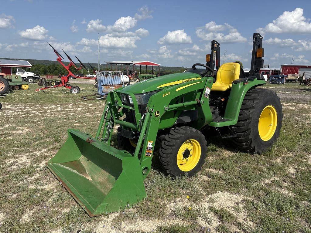 Image of John Deere 3038E Primary image