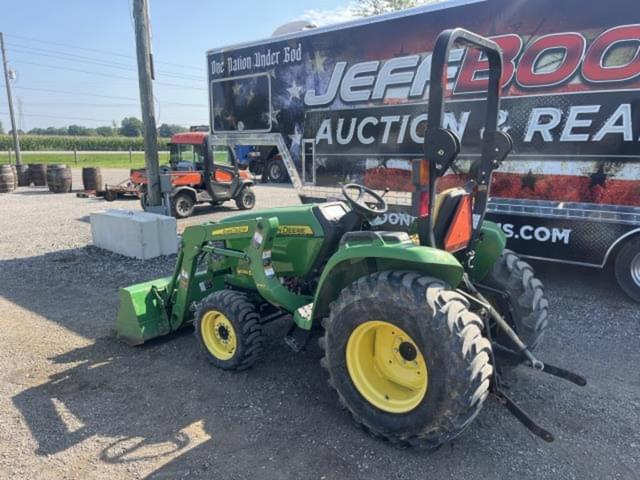 Image of John Deere 3038E equipment image 1