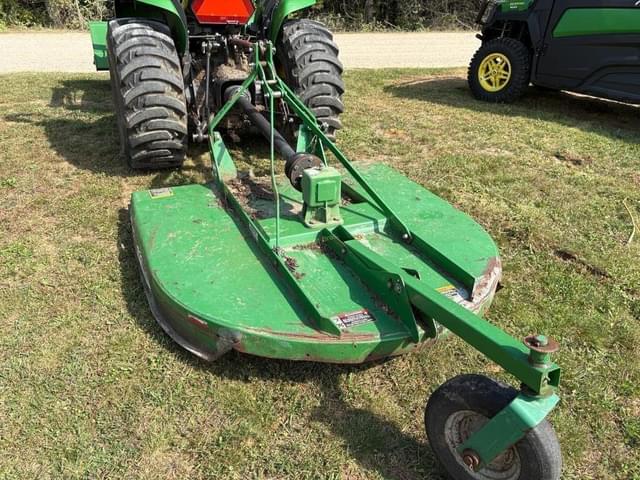 Image of John Deere 3038E equipment image 4