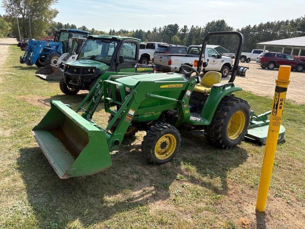 Image of John Deere 3038E Primary image