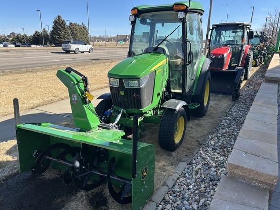 John Deere 3039R Equipment Image0