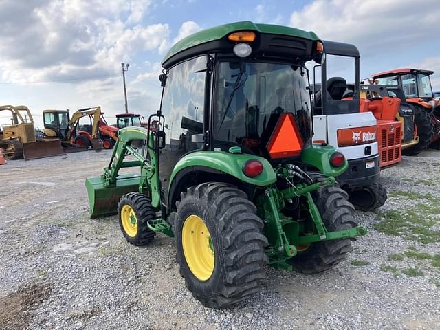 Image of John Deere 3039R equipment image 3