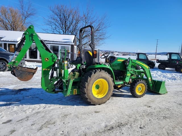 Image of John Deere 3039R equipment image 3