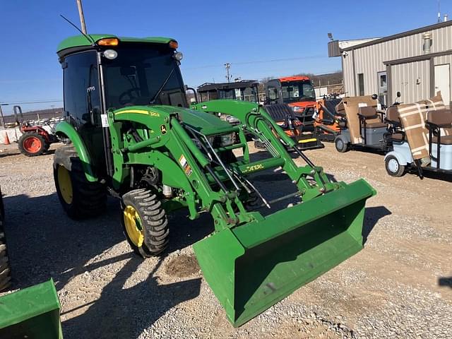 Image of John Deere 3039R equipment image 1