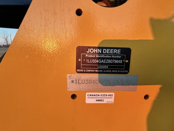 Image of John Deere 304G equipment image 2