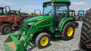 John Deere 3046R Image