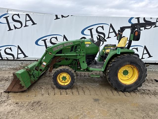 Image of John Deere 3046R equipment image 1