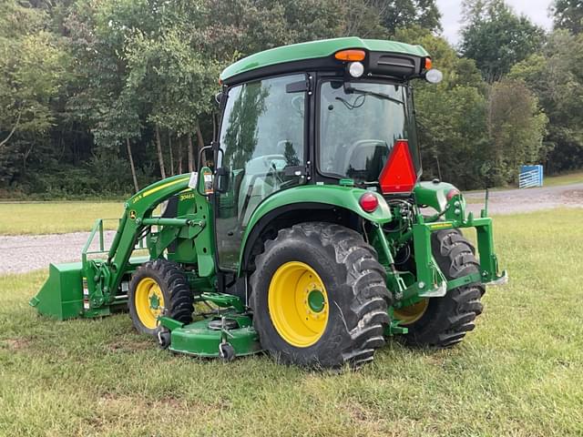 Image of John Deere 3046R equipment image 2