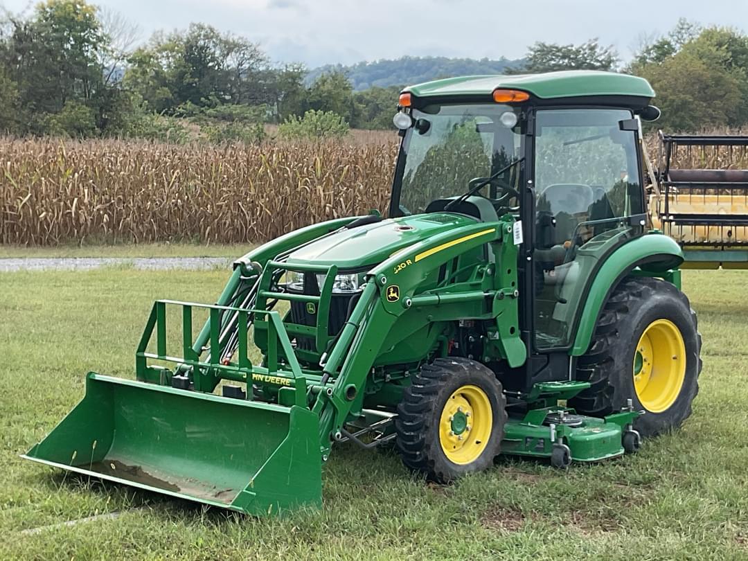 Image of John Deere 3046R Primary image