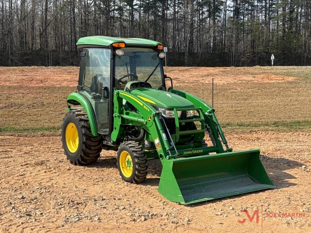 John Deere 3046R Equipment Image0