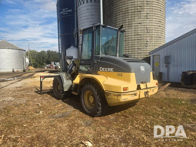 Image of John Deere 304J equipment image 2