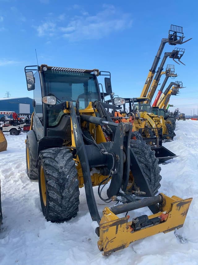 Image of John Deere 304L equipment image 3