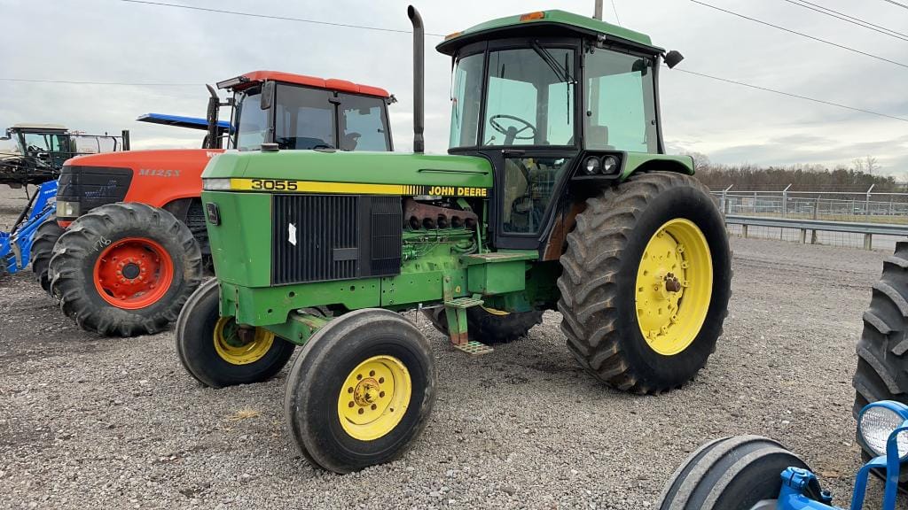 Main image John Deere 3055