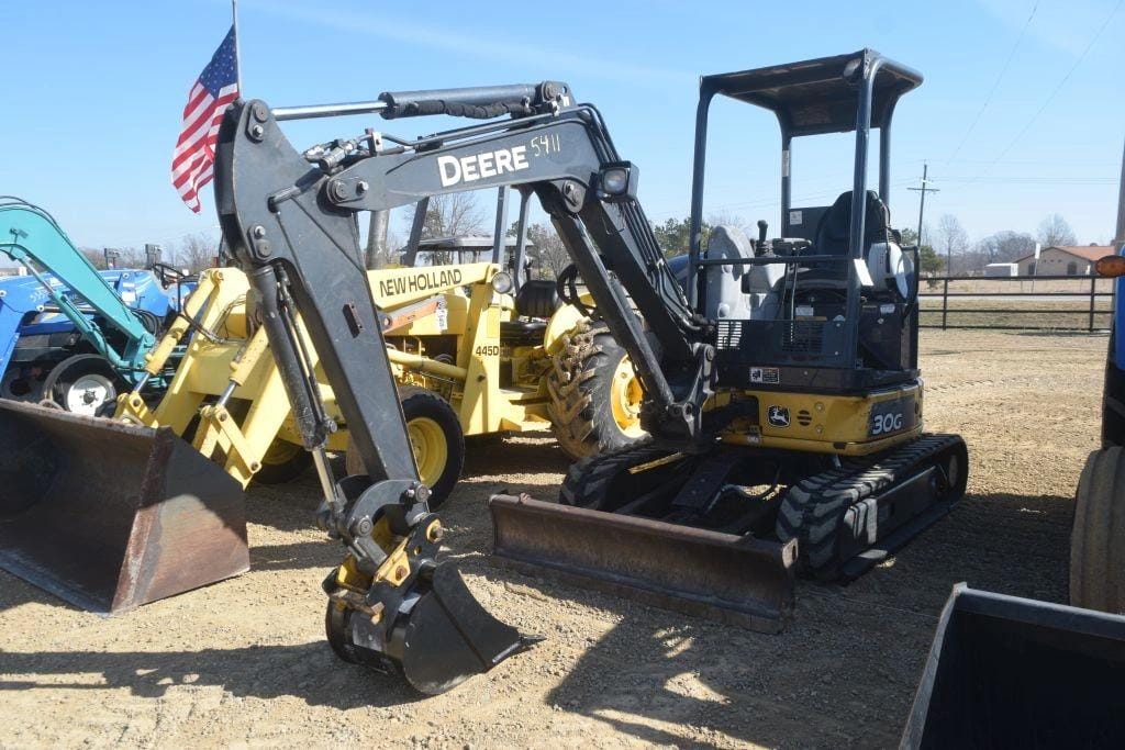 John Deere 30G Equipment Image0