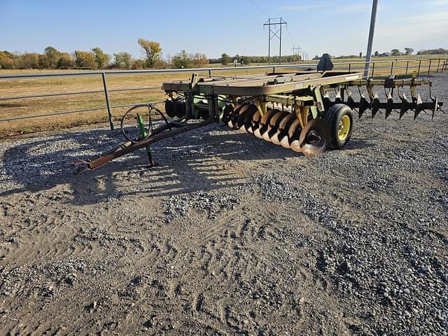 Image of John Deere 310 equipment image 1