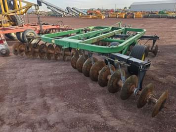 Main image John Deere 310